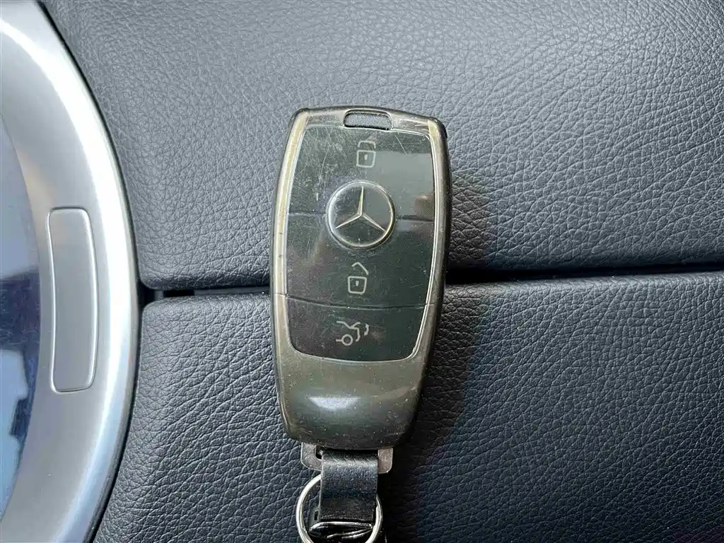 Mercedes-Benz GLC 2020 — фото 31
