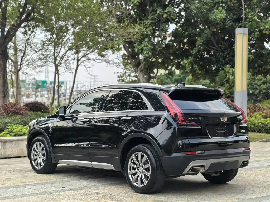 Cadillac XT4 2020 — фото 10