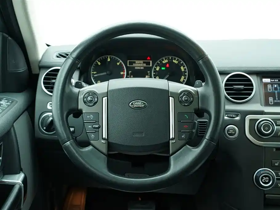 Land Rover Discovery 2016 — фото 19