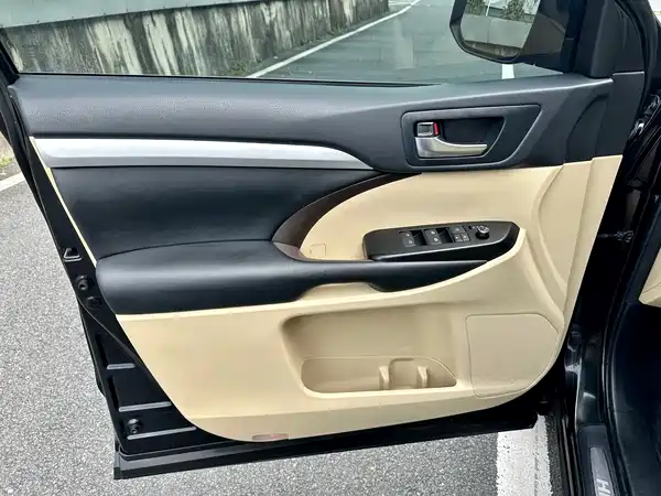Toyota Highlander 2018