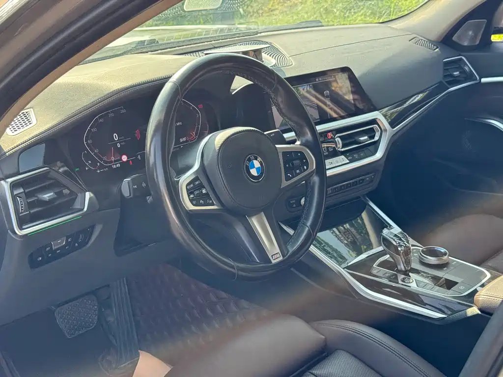 BMW 3 Series 2021