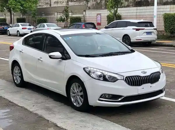 Kia K3 2015