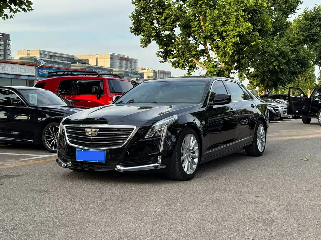 Cadillac CT6 2017 — фото 1