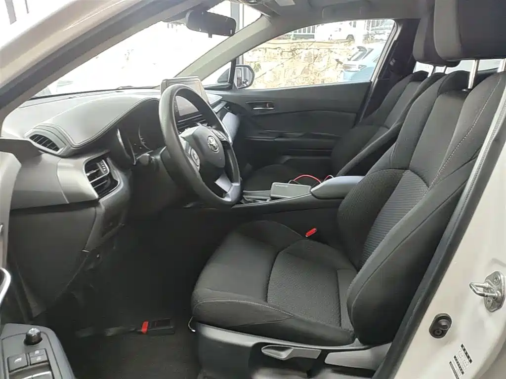 Toyota IZOA 2022 — фото 15