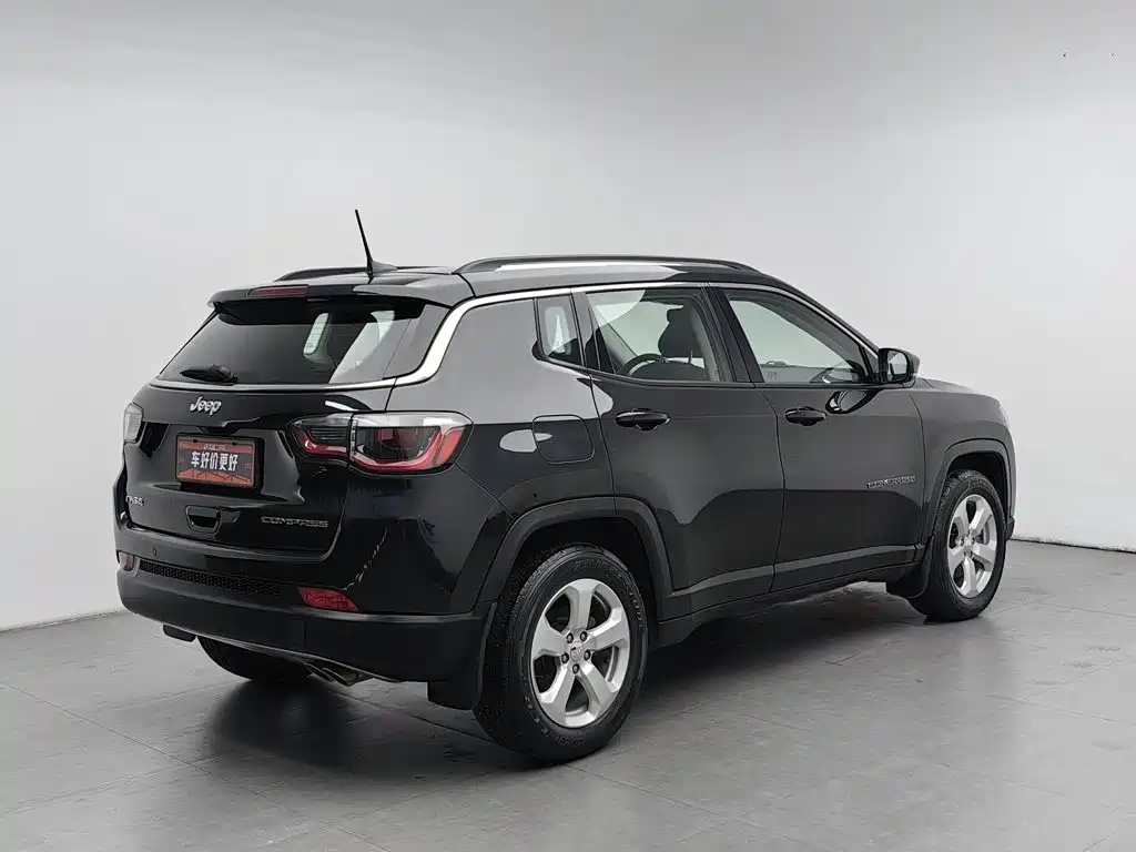 Jeep Compass 2020 — фото 2