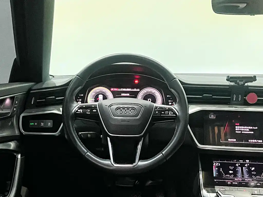 Audi A6L New Energy 2022 — фото 10