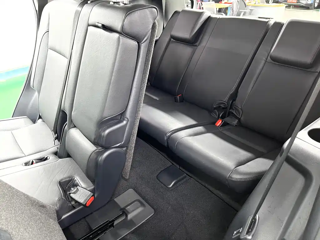 Toyota Highlander 2017 — фото 10