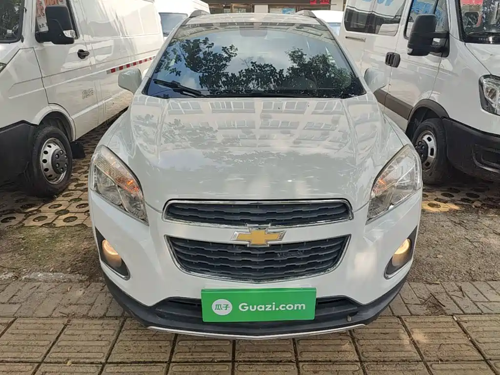 Chevrolet Trax 2015 — фото 3