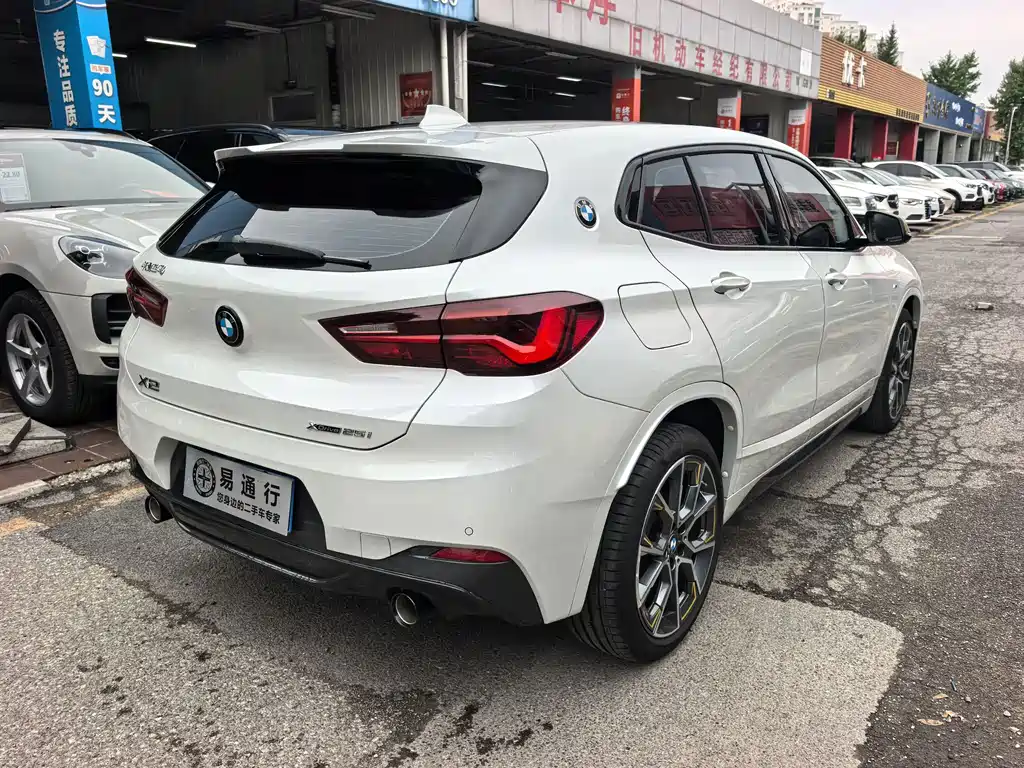 BMW X2 2023 — фото 18