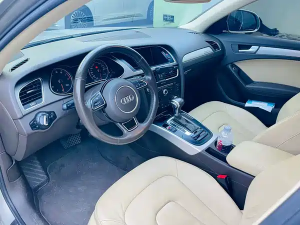 Audi A4 2014