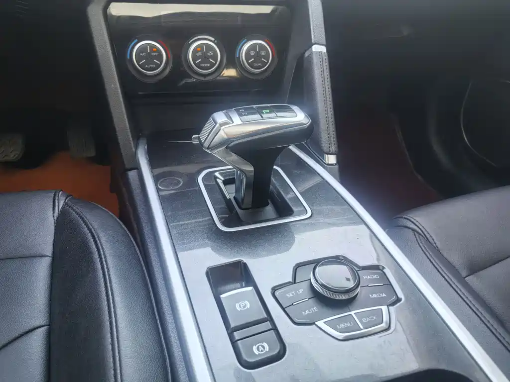 Haval H6 2018 — фото 10