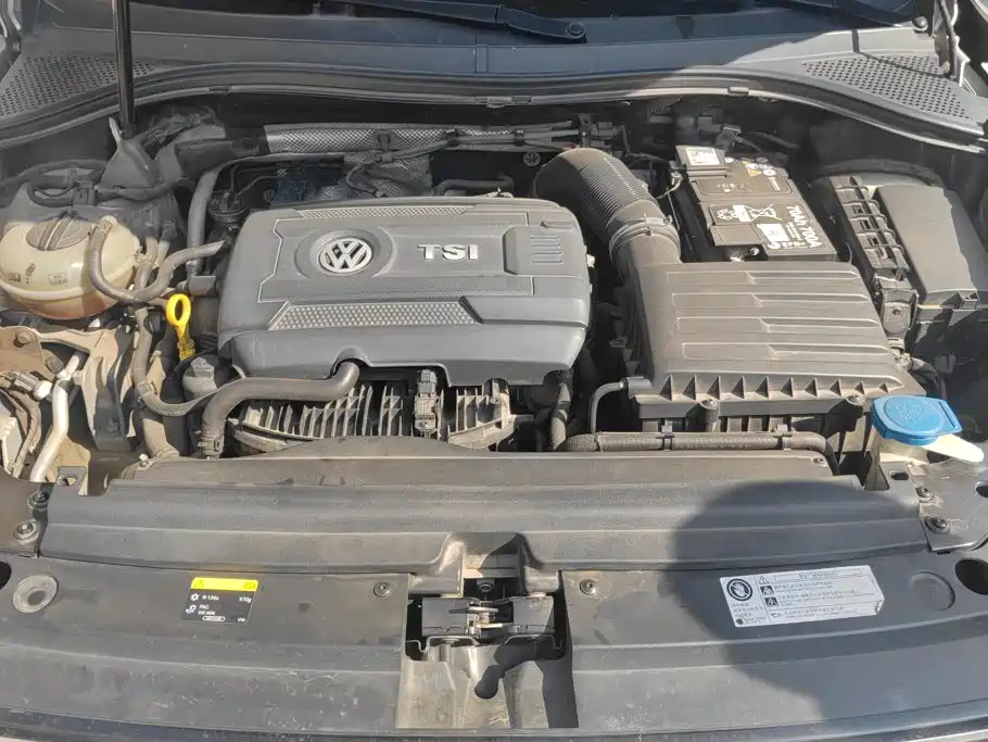 Volkswagen Tiguan L 2018 — фото 10