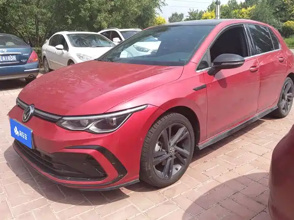 Volkswagen Golf 2021