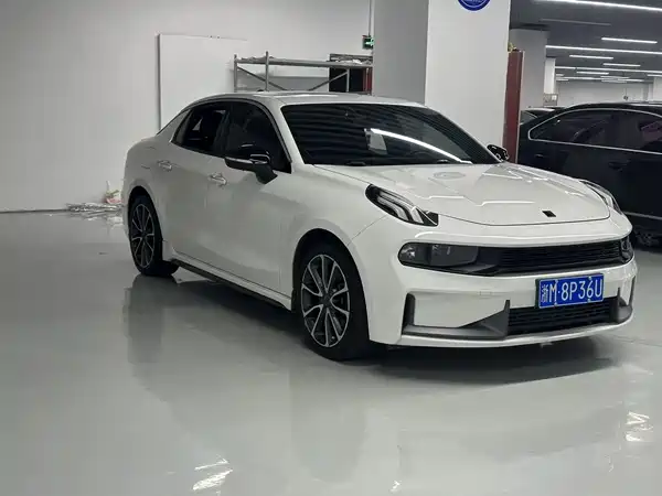 Lynk & Co 03 2020