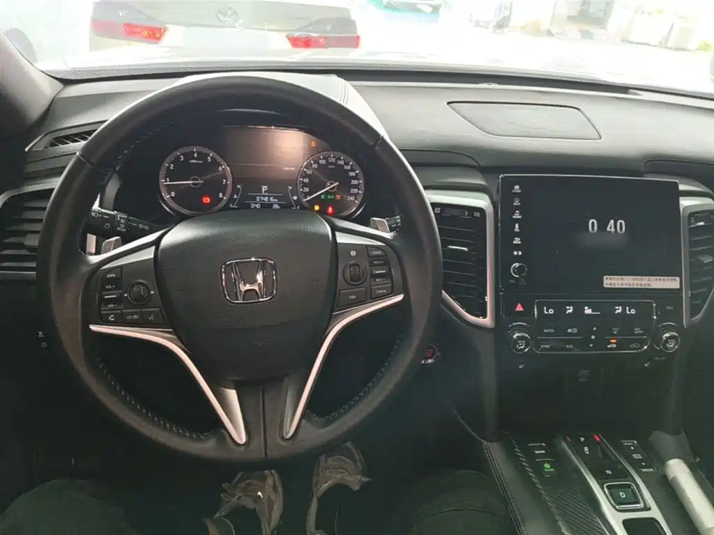Honda UR-V 2018 — фото 10