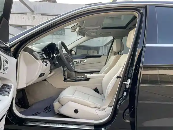 Mercedes-Benz E-Class 2014