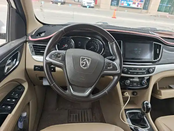 Baojun 730 2016