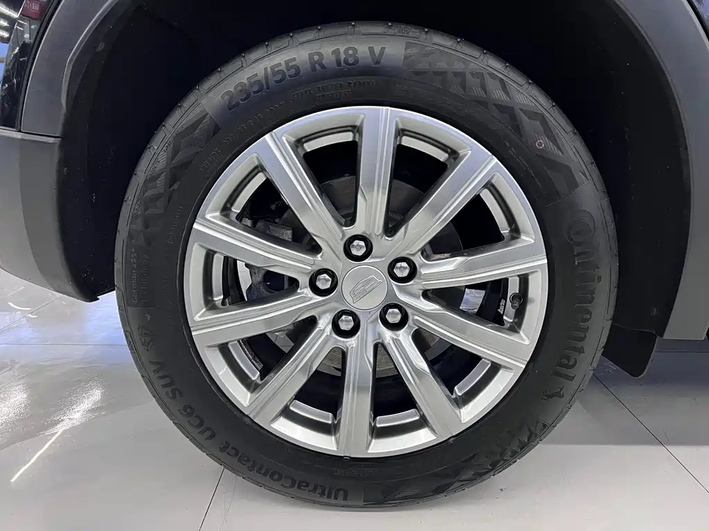Cadillac XT4 2023 — фото 13
