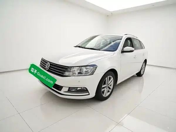 Volkswagen Gran Lavida 2015
