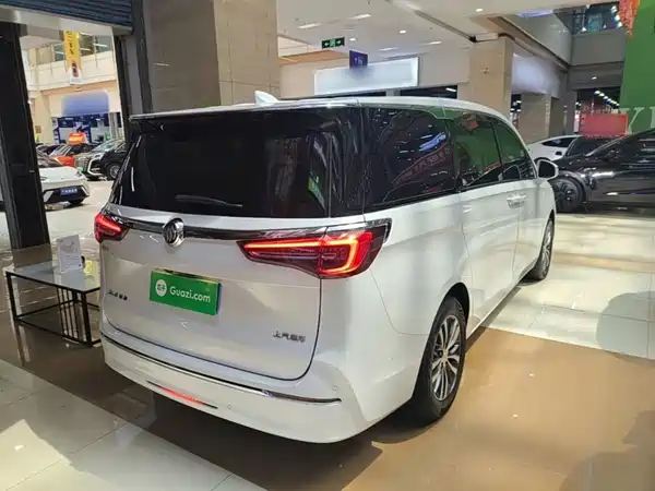 Buick GL8 2023