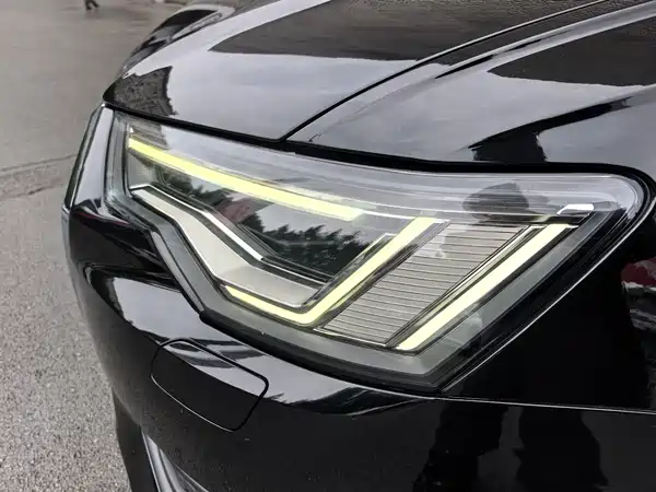 Audi A6L 2021