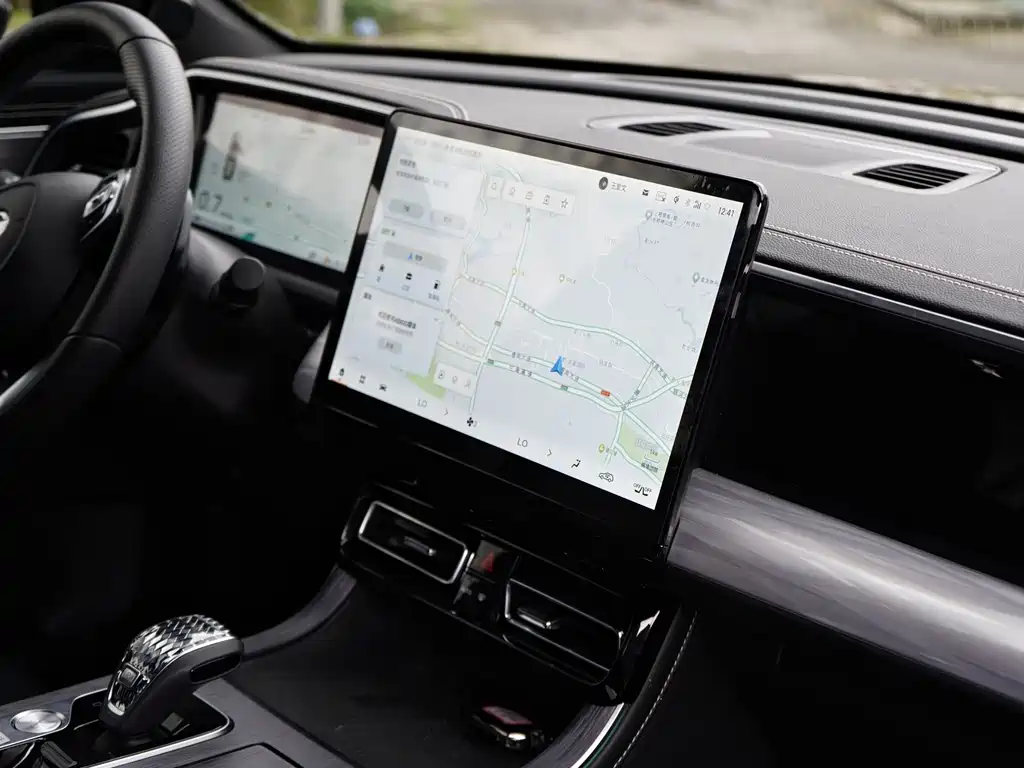 GAC Trumpchi GS8 2025 — фото 14