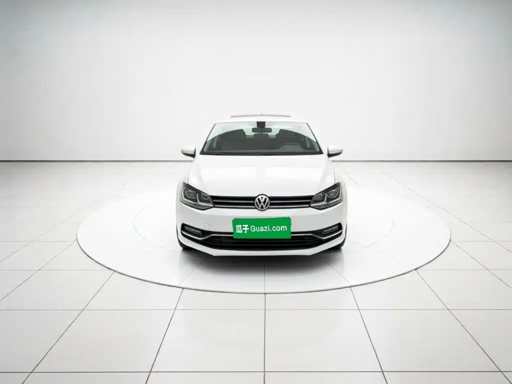 Volkswagen Polo 2015