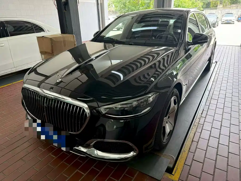 Mercedes-Benz Maybach S-Class 2023