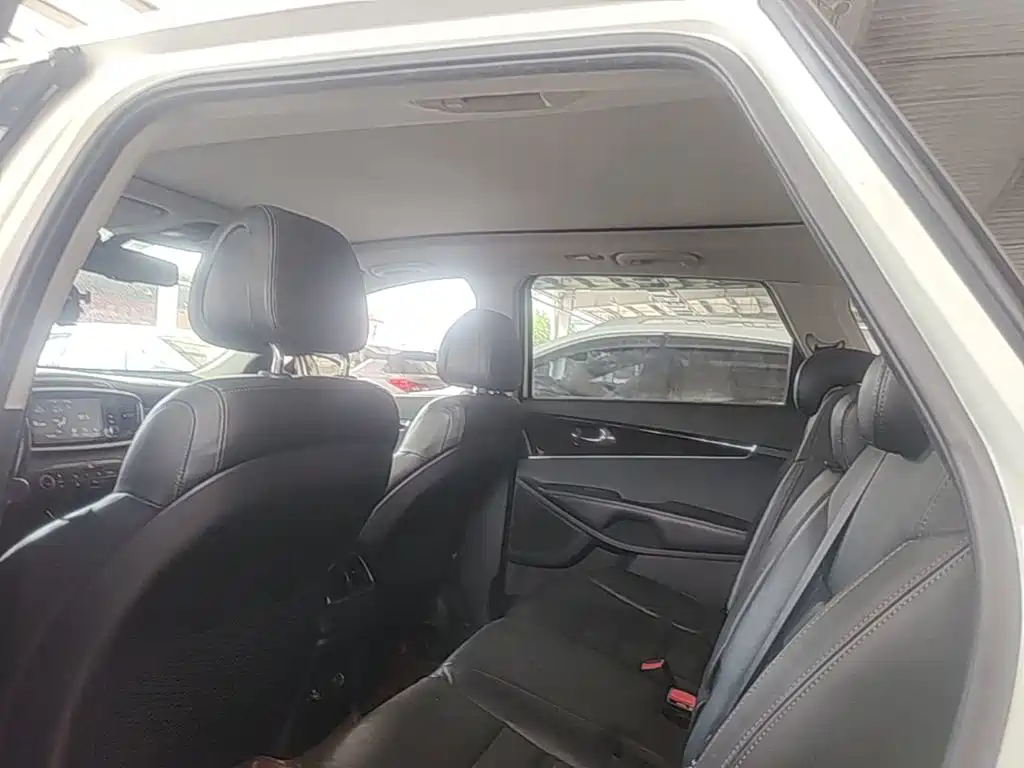 Kia Sorento 2015 — фото 18