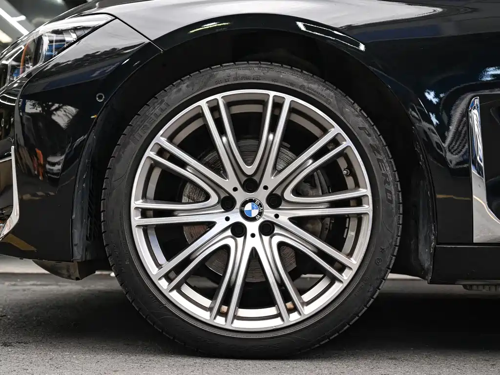 BMW 7 Series 2022 — фото 19