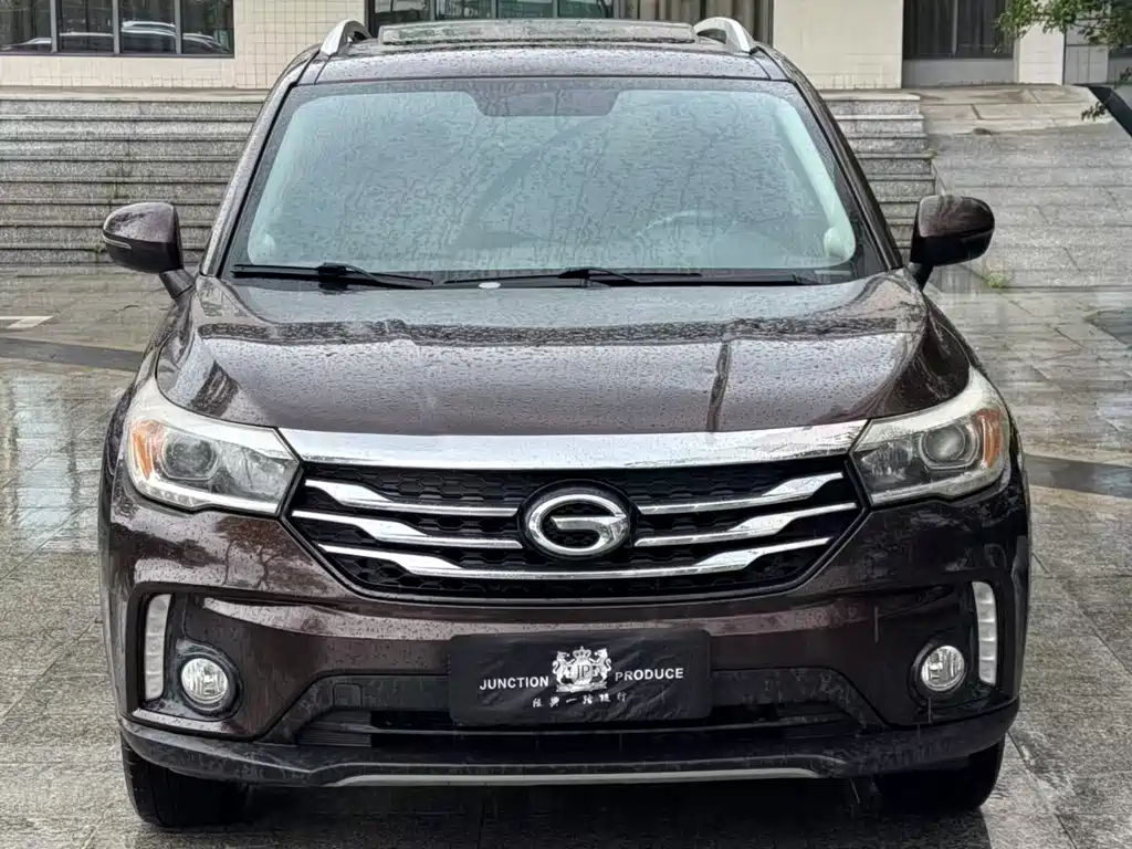 GAC Trumpchi GS4 2016 — фото 1