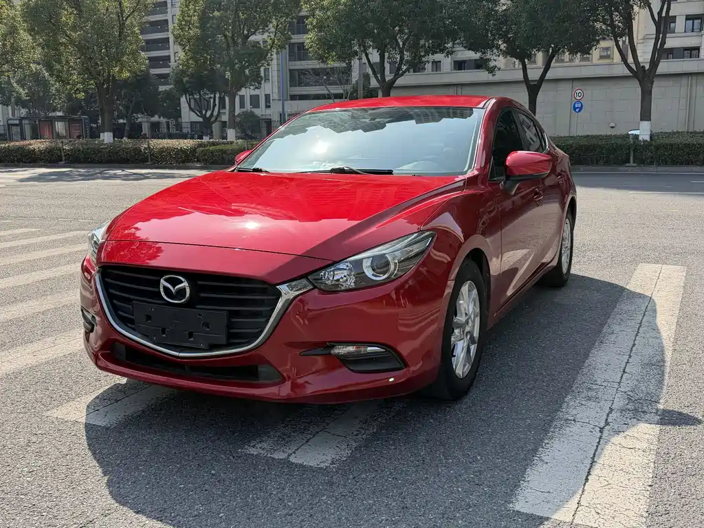 Mazda 3 Axela 2019 — фото 1