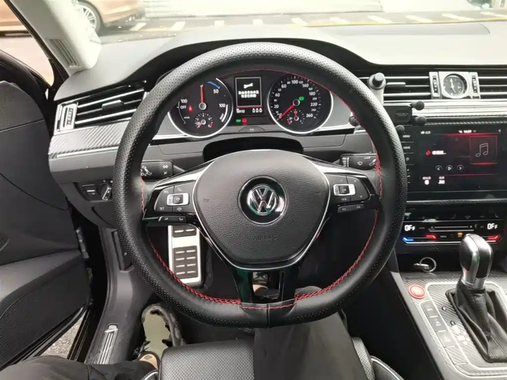 Volkswagen Magotan GTE PHEV 2020 — фото 11