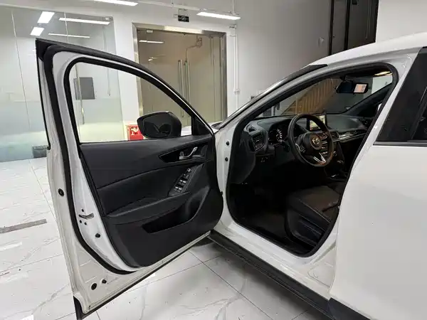 Mazda CX-4 2021