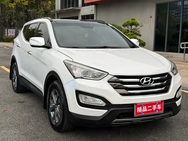 Hyundai Santa Fe 2013