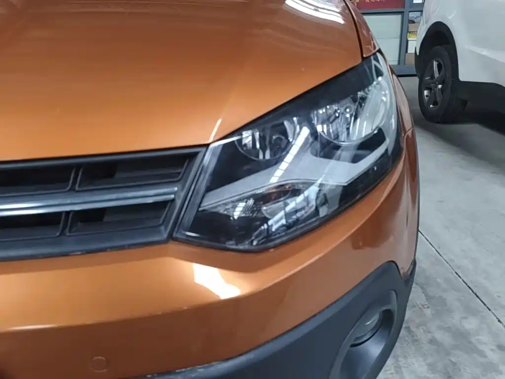 Volkswagen Polo 2015 — фото 24