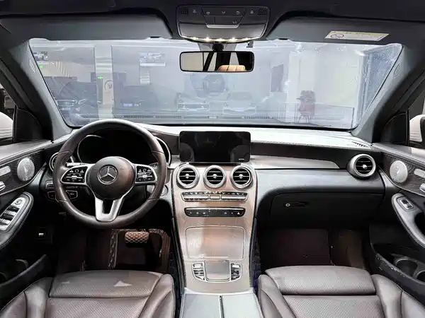 Mercedes-Benz GLC 2021