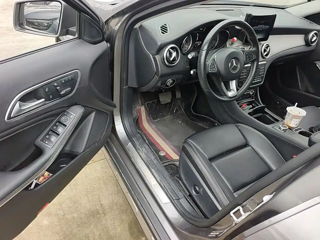 Mercedes-Benz GLA 2017 — фото 16