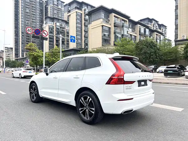 Volvo XC60 2019