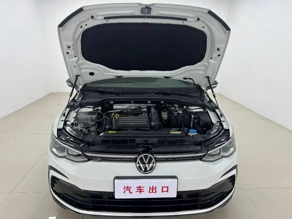 Volkswagen Golf 2023