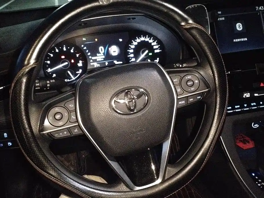 Toyota Avalon 2020 — фото 15
