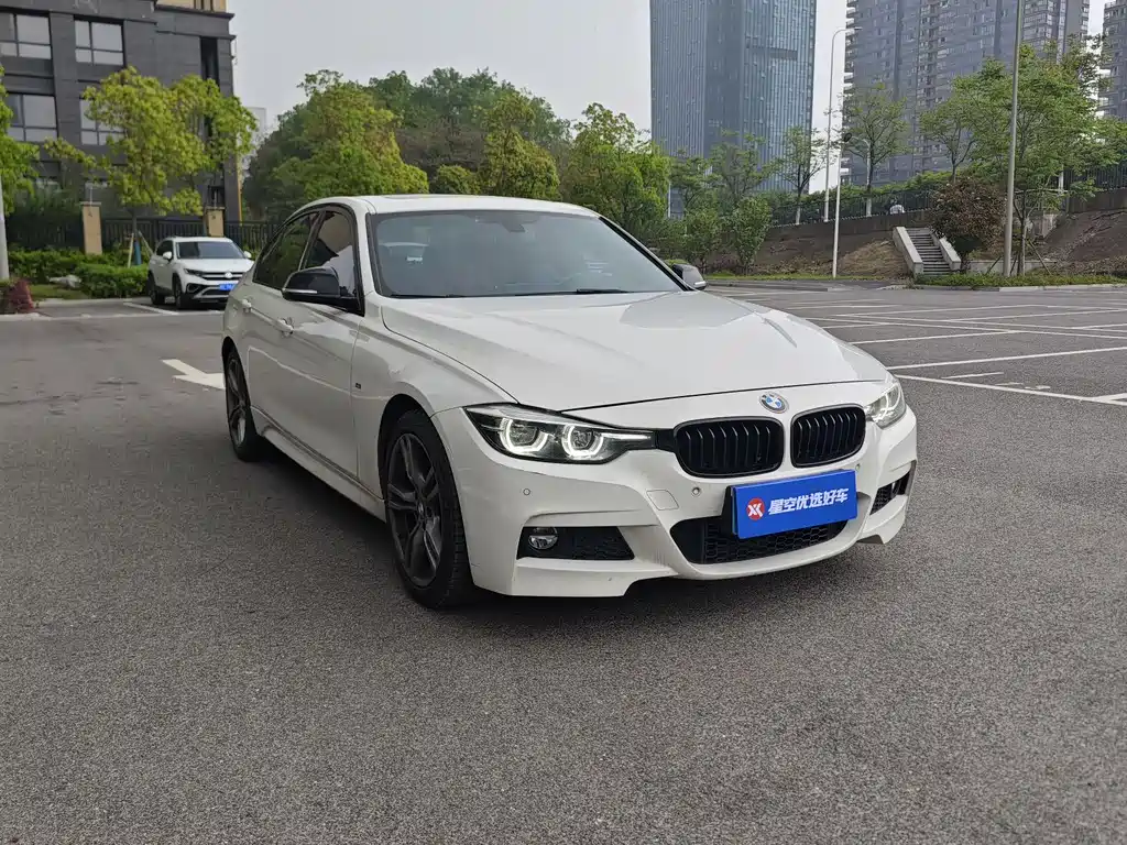 BMW 3 Series 2018 — фото 3
