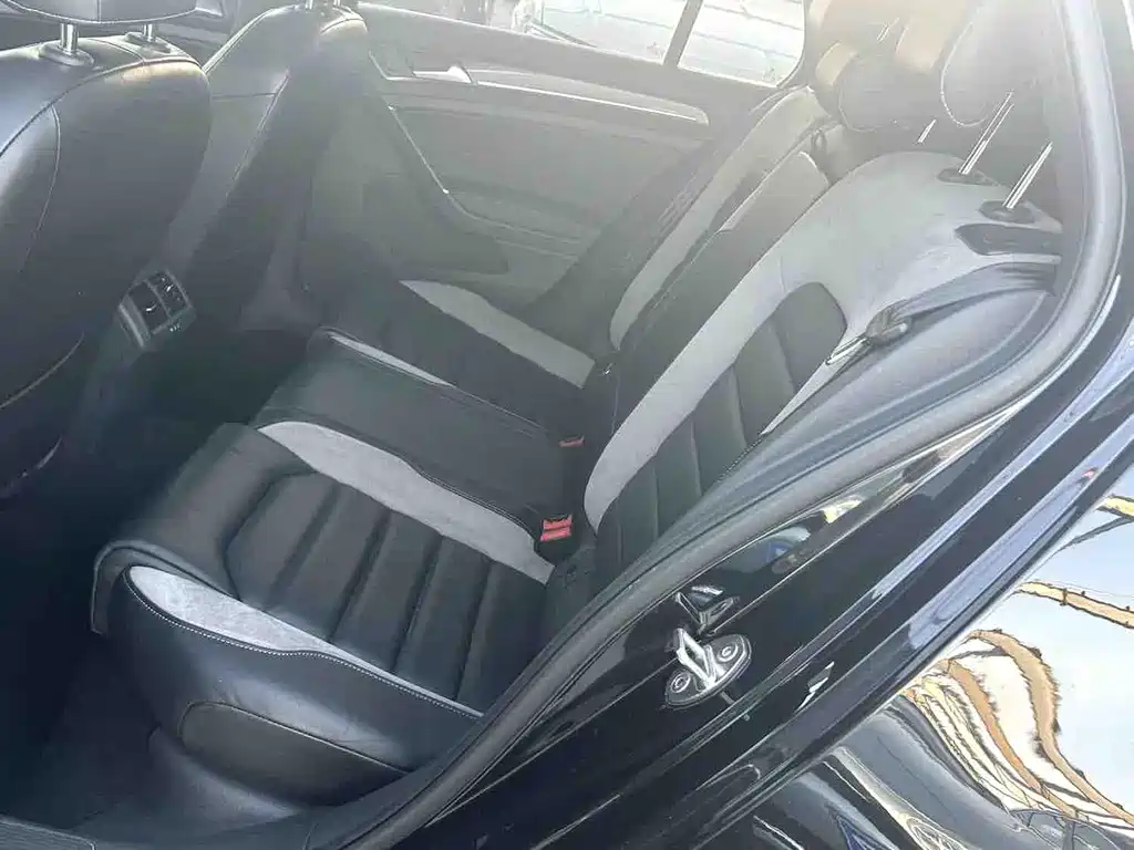 Volkswagen Golf 2016