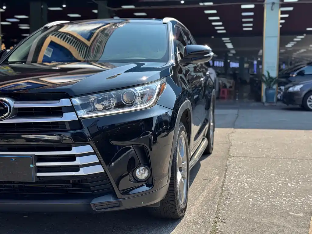 Toyota Highlander 2020 — фото 4
