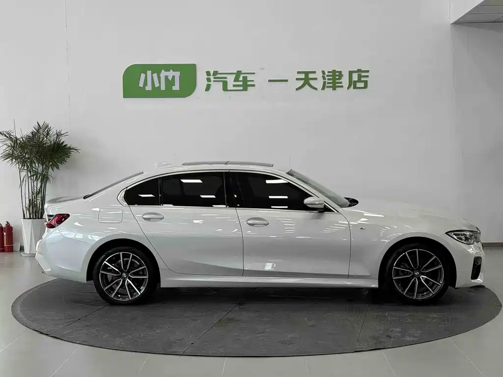 BMW 3 Series 2022