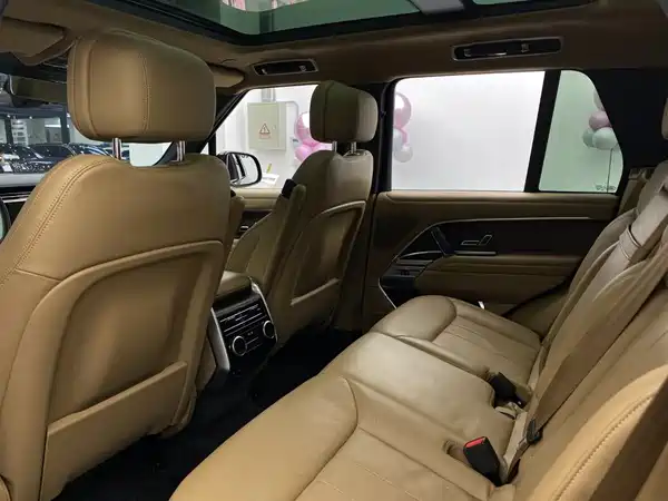 Land Rover Range Rover 2023