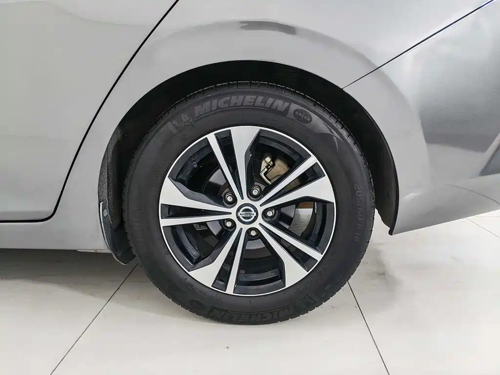 Nissan Sylphy 2021 — фото 13