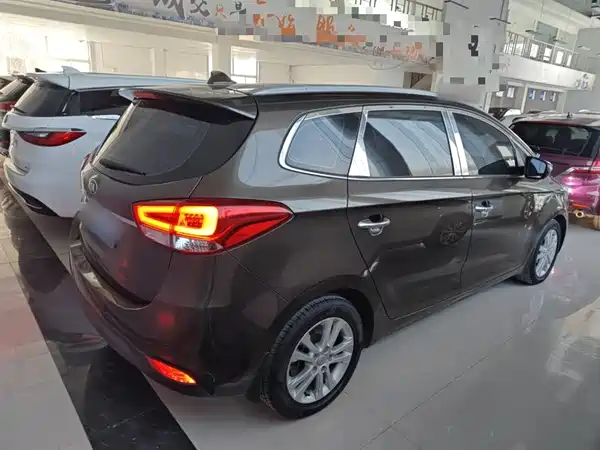 Kia Jiale 2013