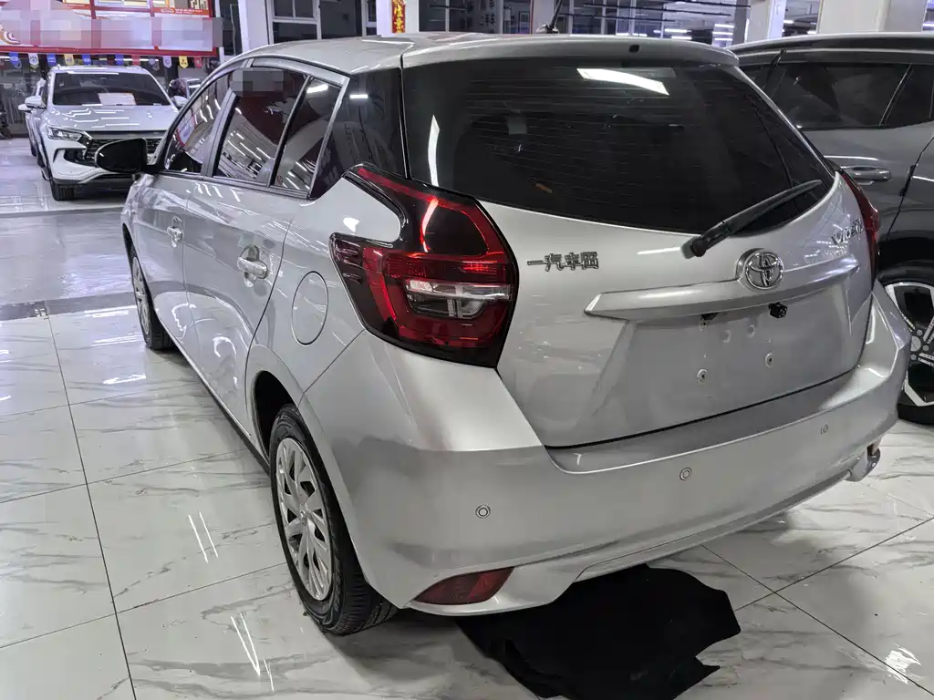 Toyota Vios FS 2022