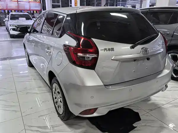 Toyota Vios FS 2022